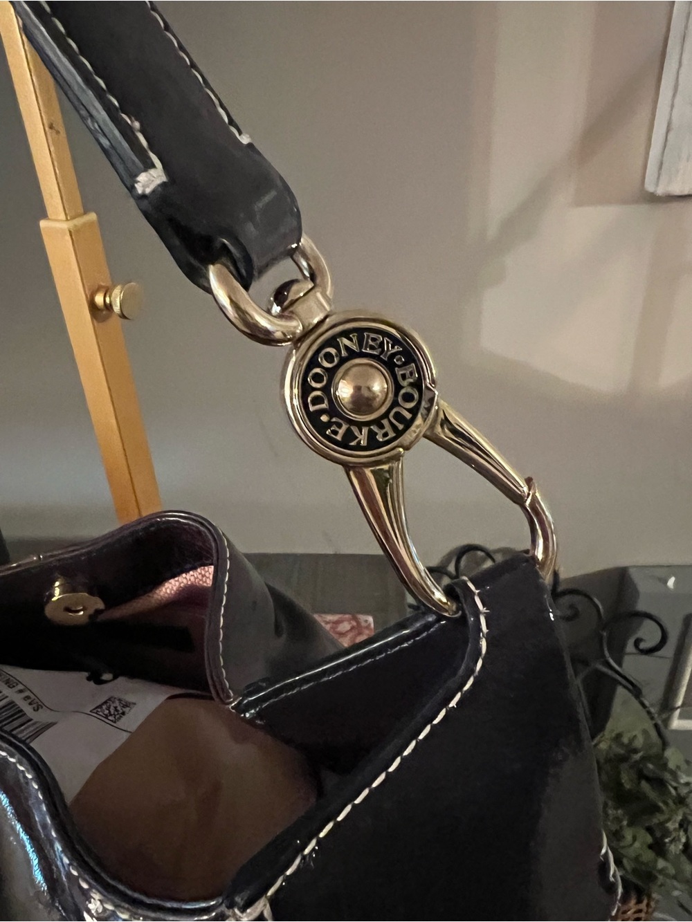 DOONEY AND BOURKE Patent Leather Shoulder Bag in Deep Purple AND WALLET - Picture 7 of 8